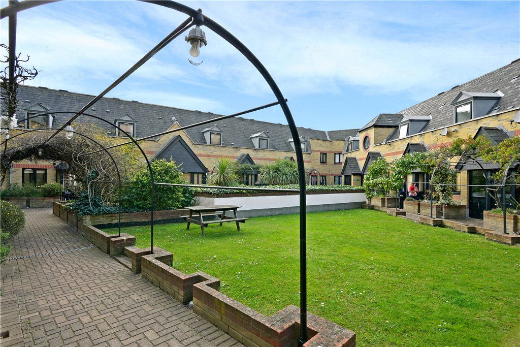 Property photo 1 of 9 Picture No. 01