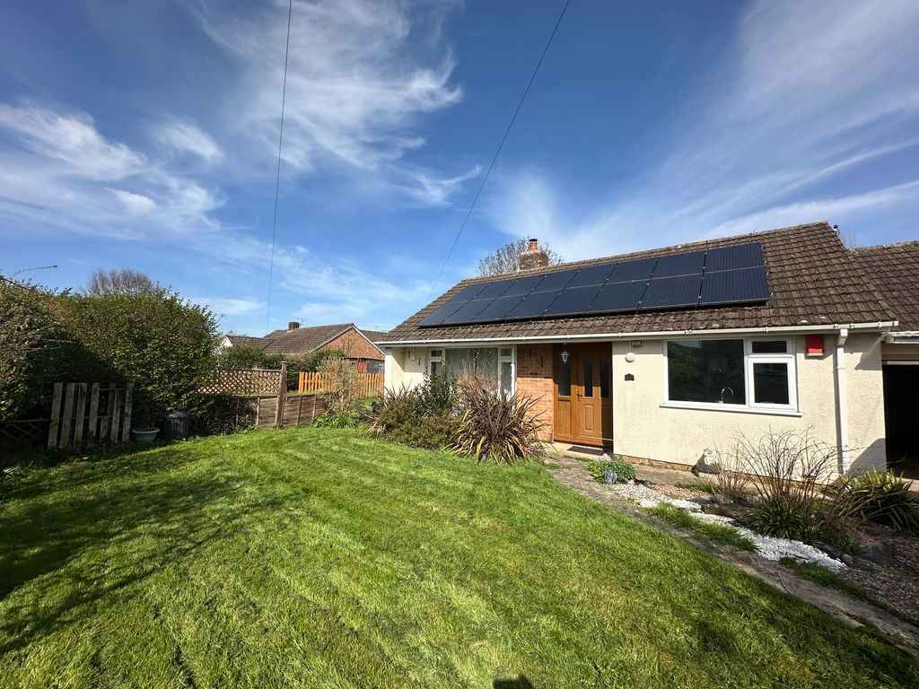 Property photo 1 of 8