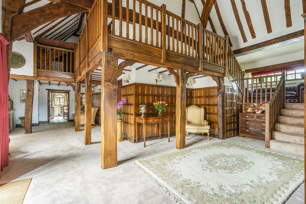 Property photo 3 of 32