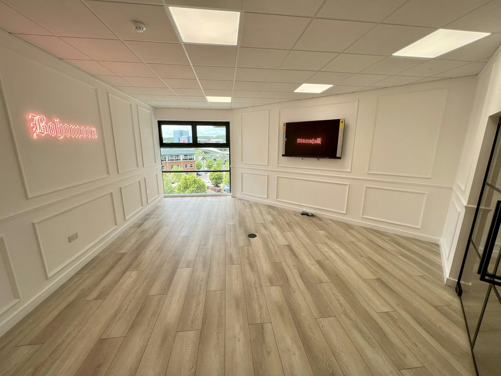 Property photo 2 of 7 2