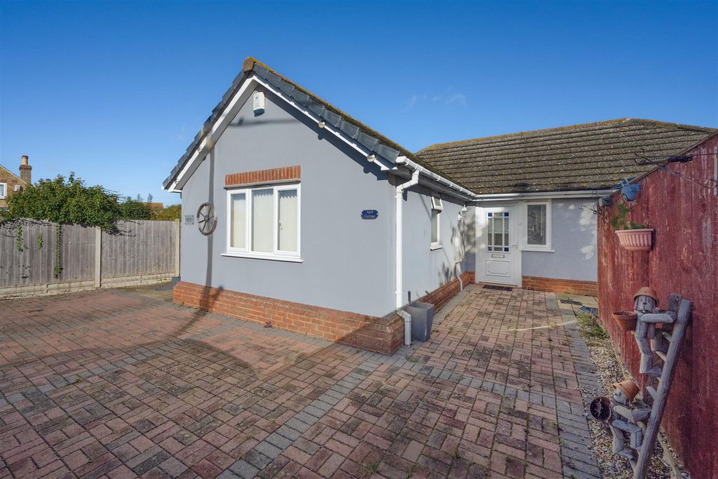 Property photo 1 of 19 April Cottage, Seasalter, Whitstable