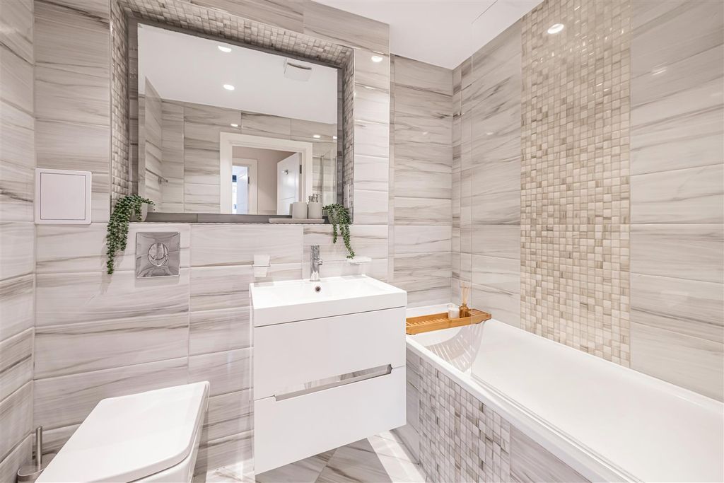 Property photo 2 of 12 18_75028.Jpg