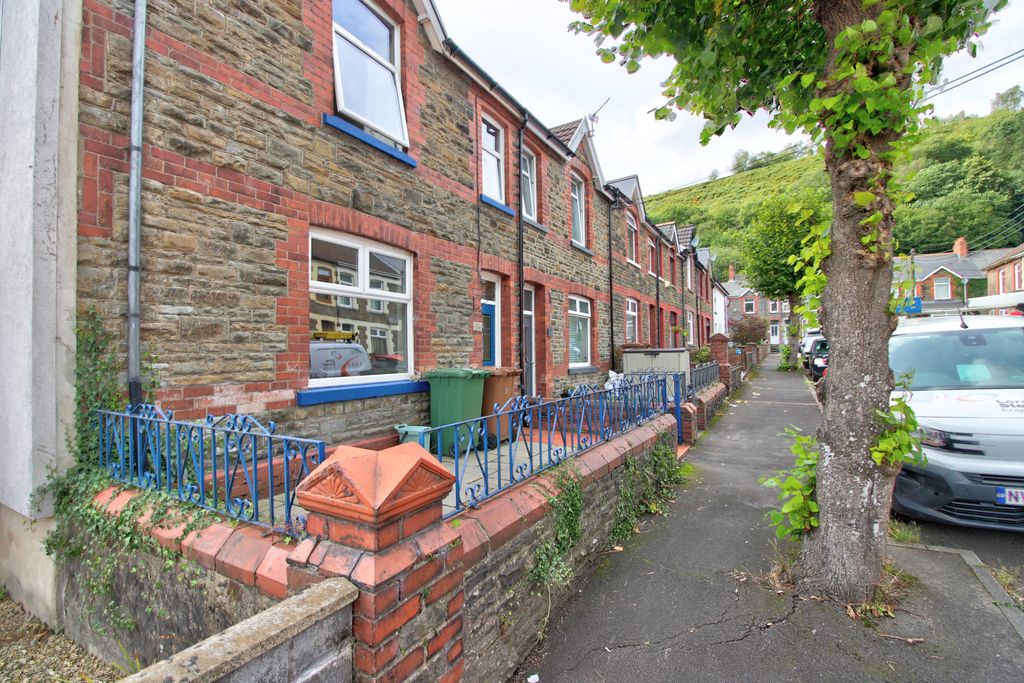 Property photo 1 of 21 Img_0778_79_80_Realistic