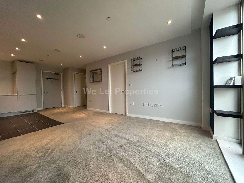 Property photo 3 of 35