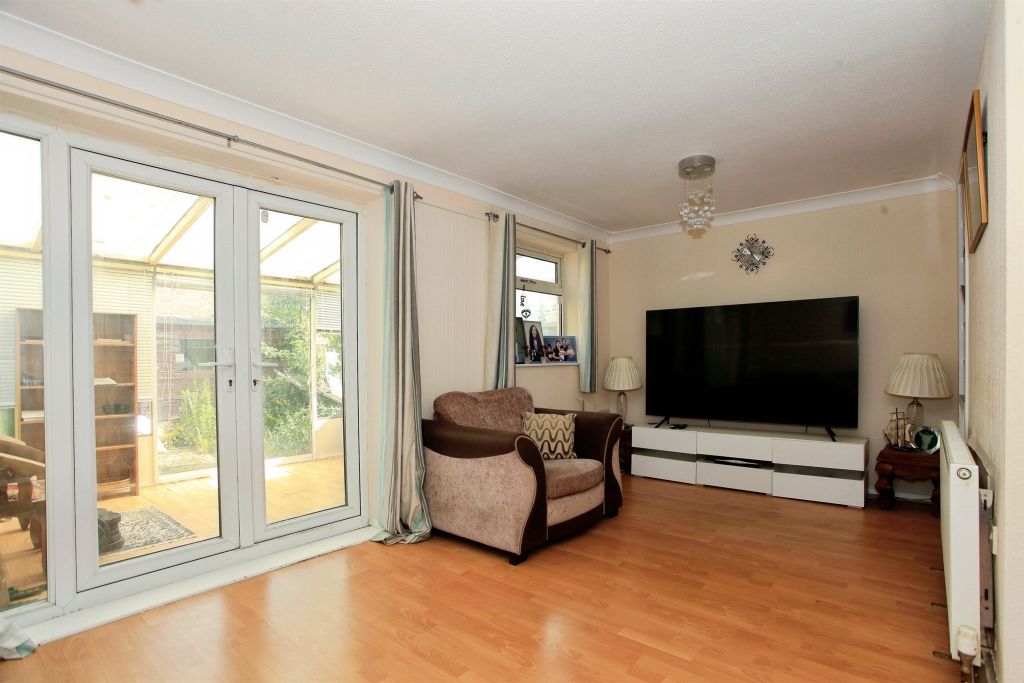 Property photo 2 of 16