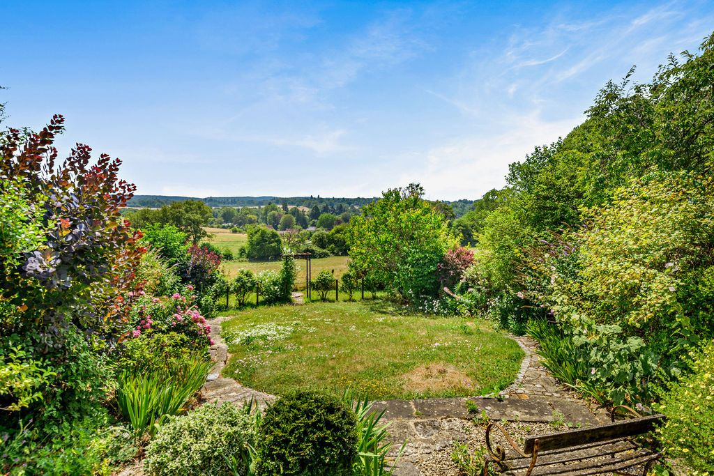 Property photo 3 of 77 Photo 88