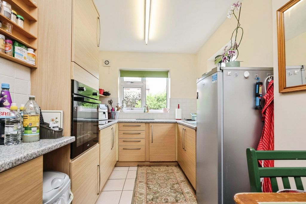 Property photo 3 of 17 Pbox-Img.Jpg