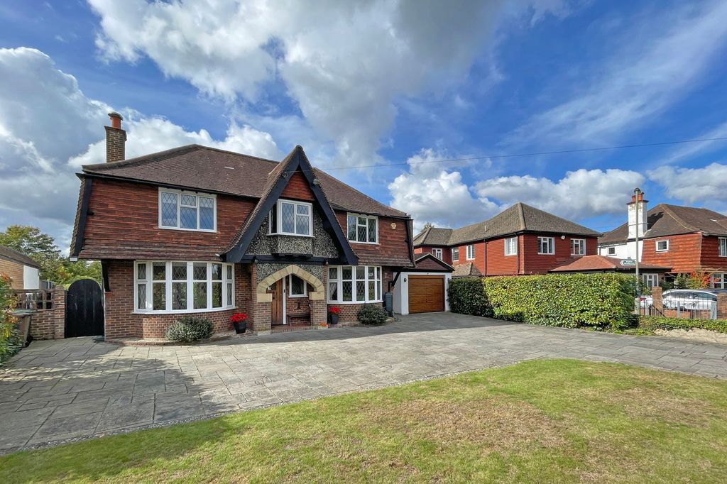 Property photo 1 of 31 The Green, Ewell Downs, Epsom