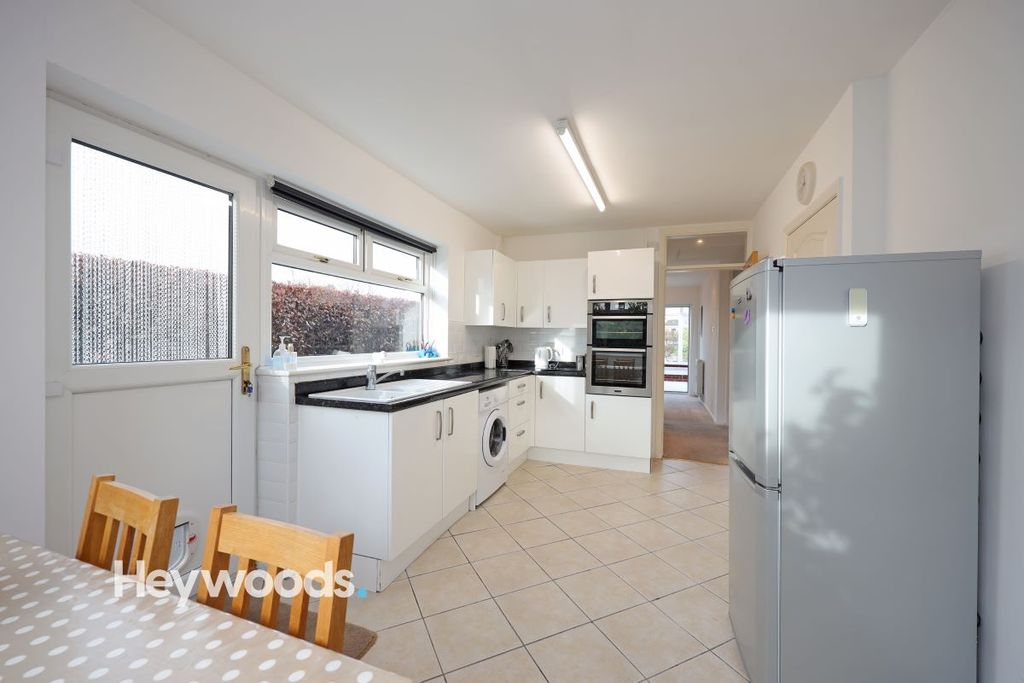 Property photo 3 of 10 Image 3