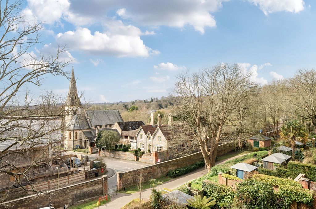 Additional image 14 of 4 bed parking/garage to rentPeninsula Square, Winchester, Hampshire SO23