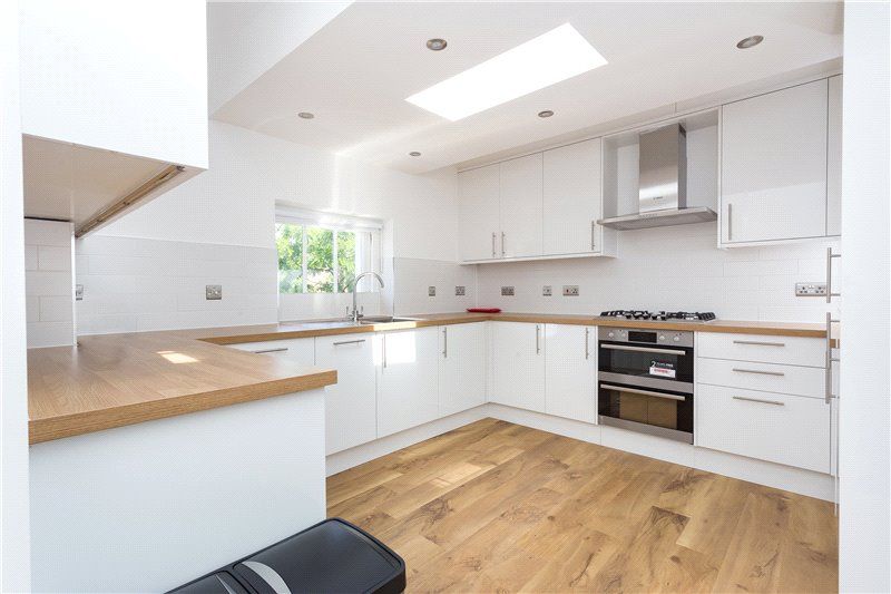 Property photo 2 of 6 Picture No. 09