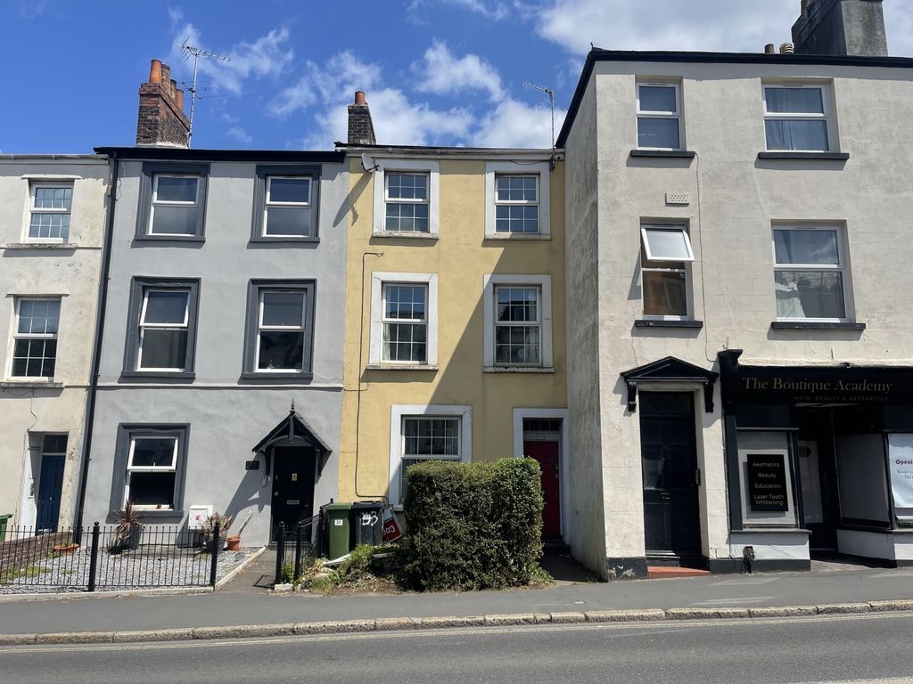 Property photo 1 of 11 Photo 1