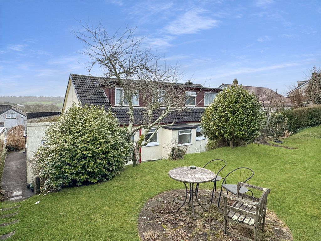 Property photo 1 of 13 1 - Picture No. 10