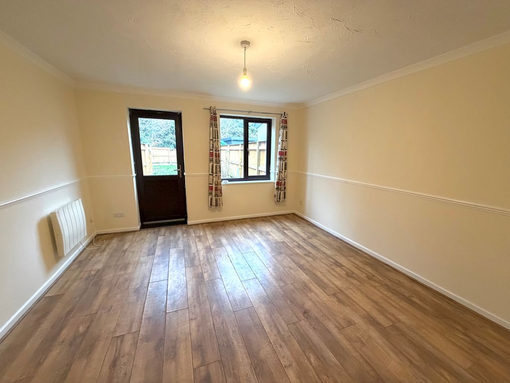 Property photo 2 of 6 Image