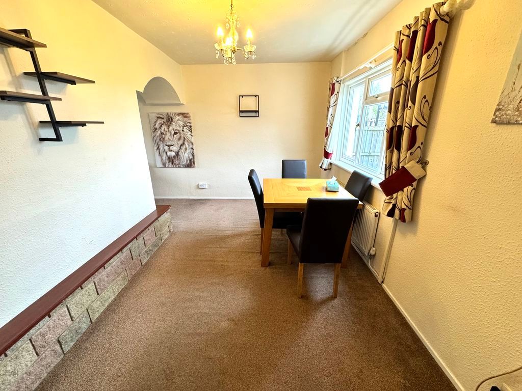 Property photo 3 of 9 Photo 3