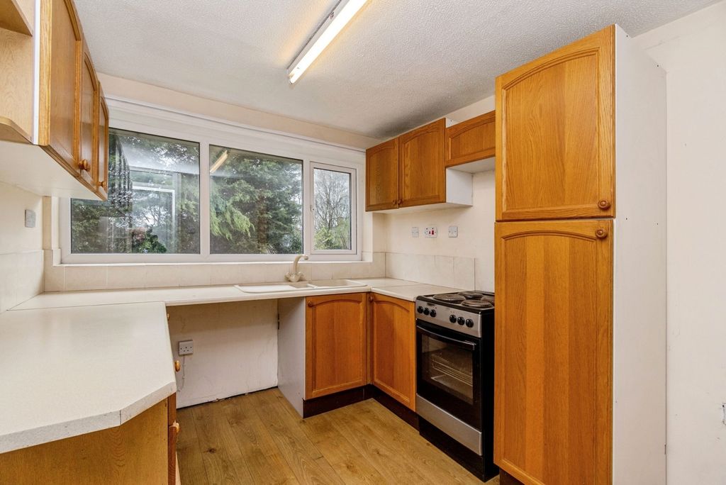 Property photo 2 of 20 Pbox-Img.Jpg