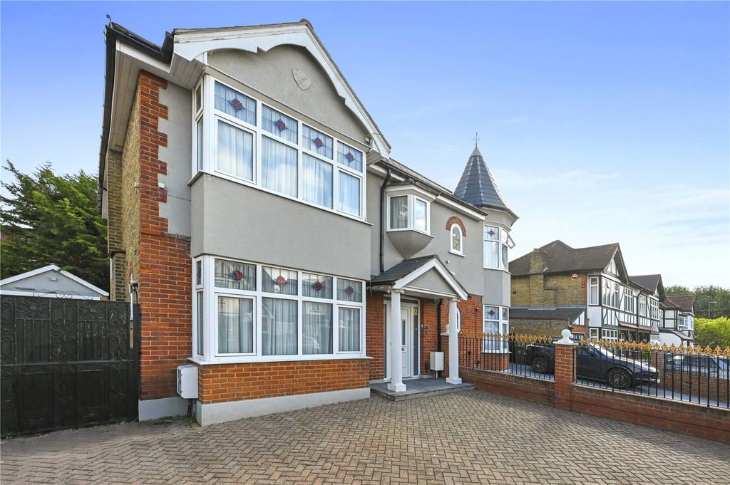 Property photo 2 of 19 External