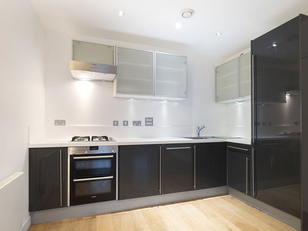 Property photo 3 of 7 Great Marlborough St