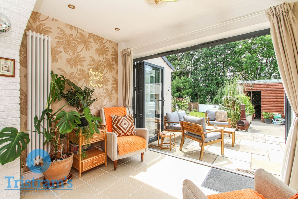 Property photo 1 of 37