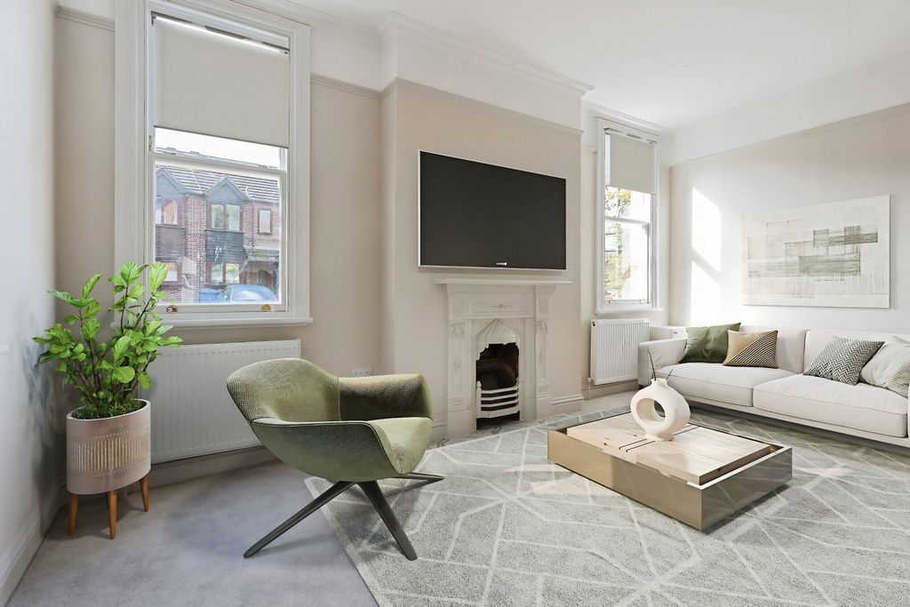 Property photo 3 of 13