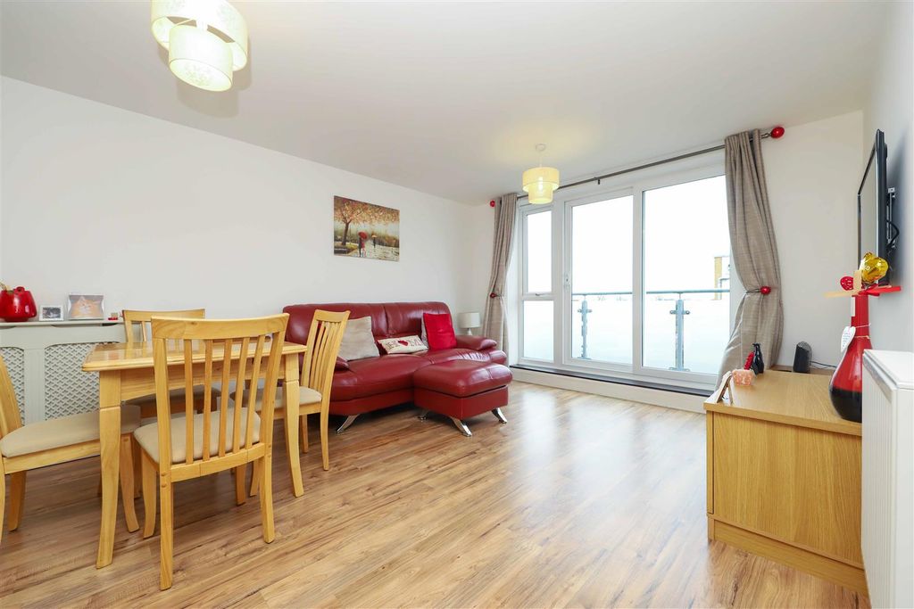 Property photo 2 of 11 Living Area