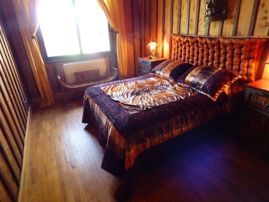 Property photo 3 of 10 Bedroom 1