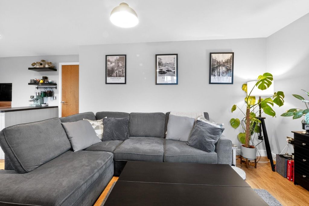 Property photo 3 of 20 Pnmb0228.Jpg