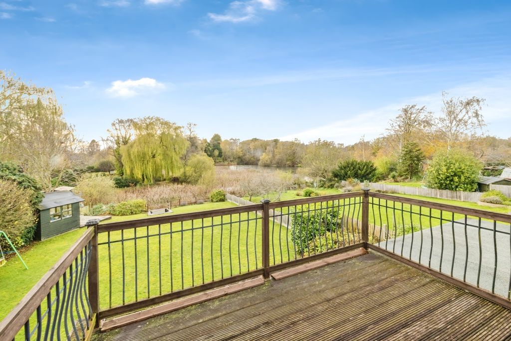 Property photo 1 of 30 Balcony