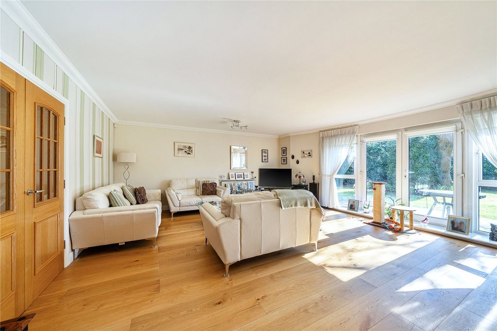 Property photo 3 of 19 Picture No. 36