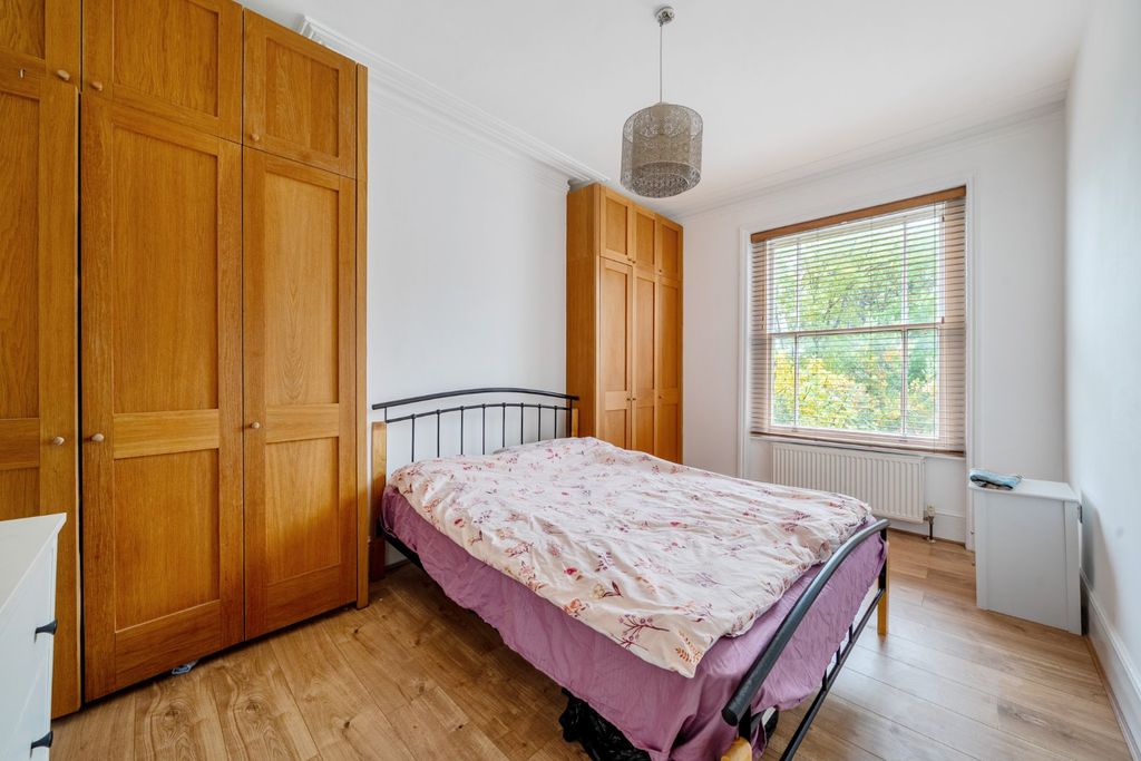 Property photo 3 of 12 Picture No. 10