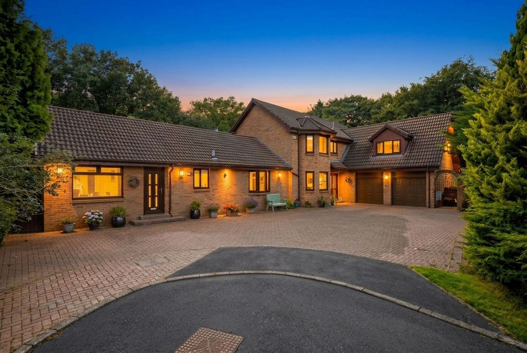 Property photo 1 of 49