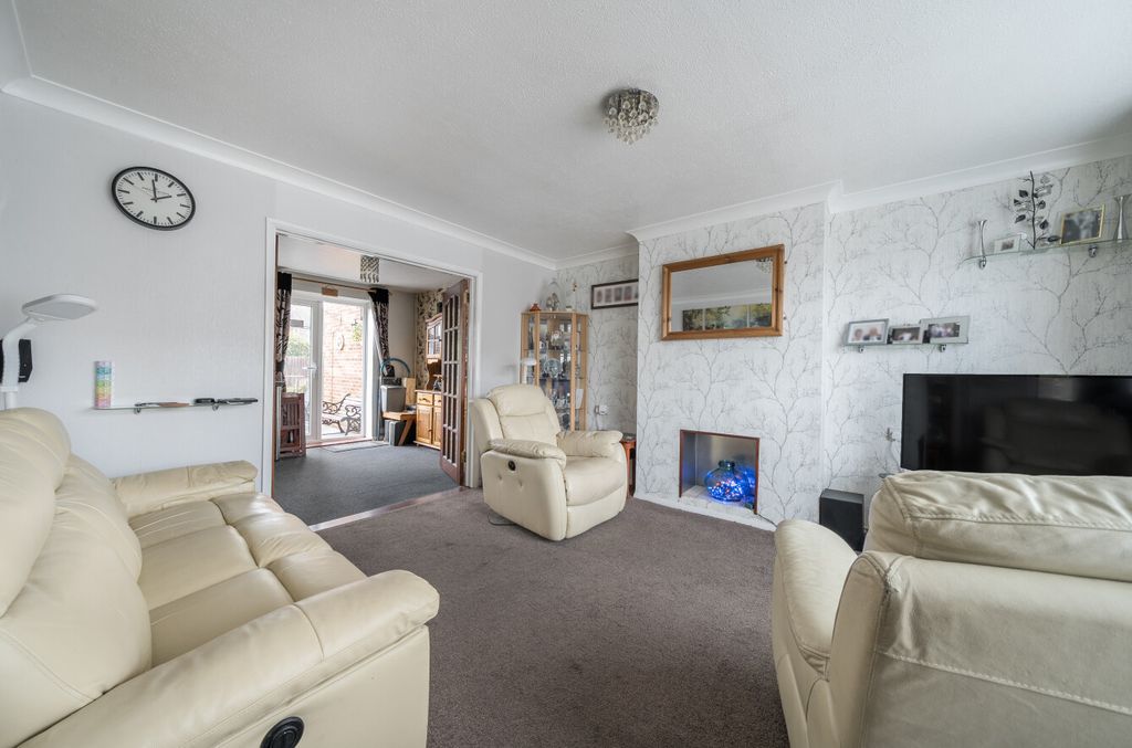 Property photo 2 of 21 Reception