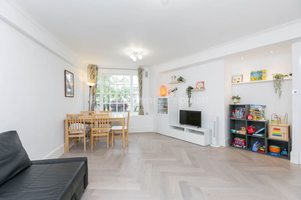 Property photo 1 of 26