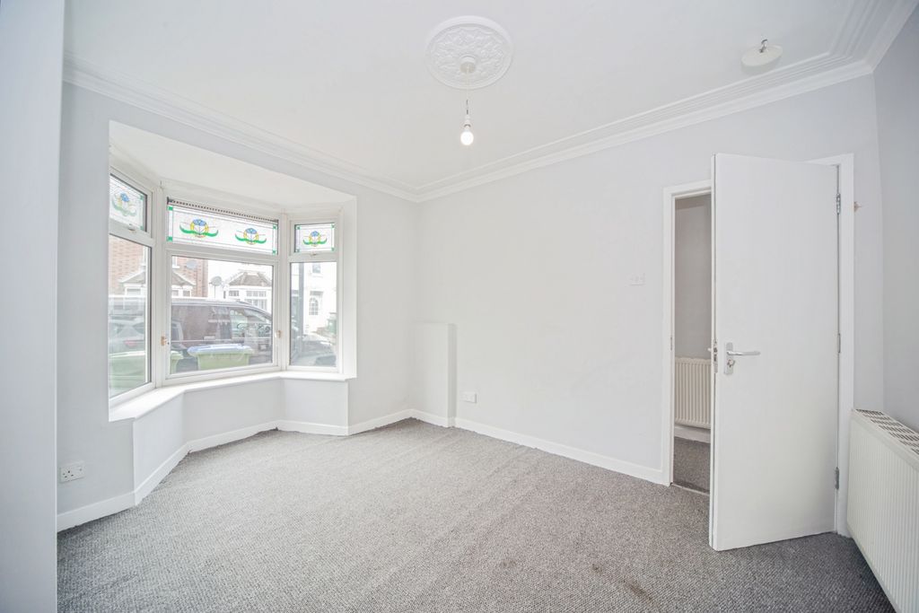 Property photo 3 of 15 Pbox-Img.Jpg