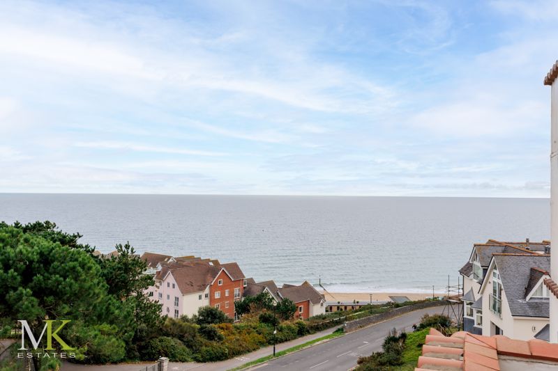 Property photo 2 of 11 Photo 18