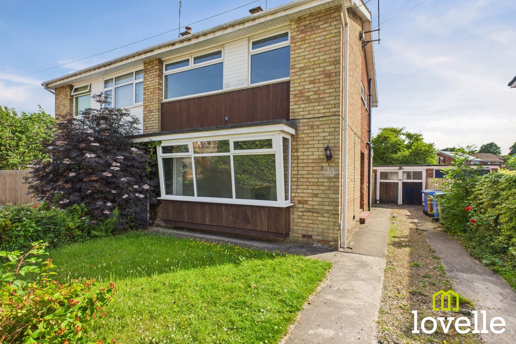 Property photo 1 of 26