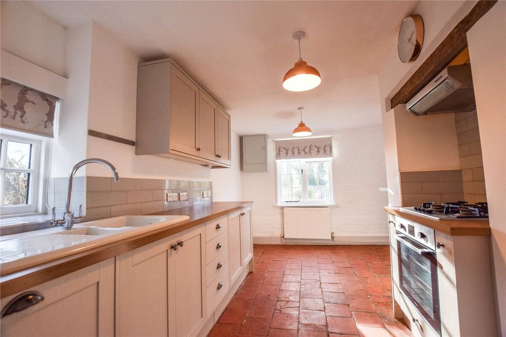 Property photo 3 of 53 Picture No. 07