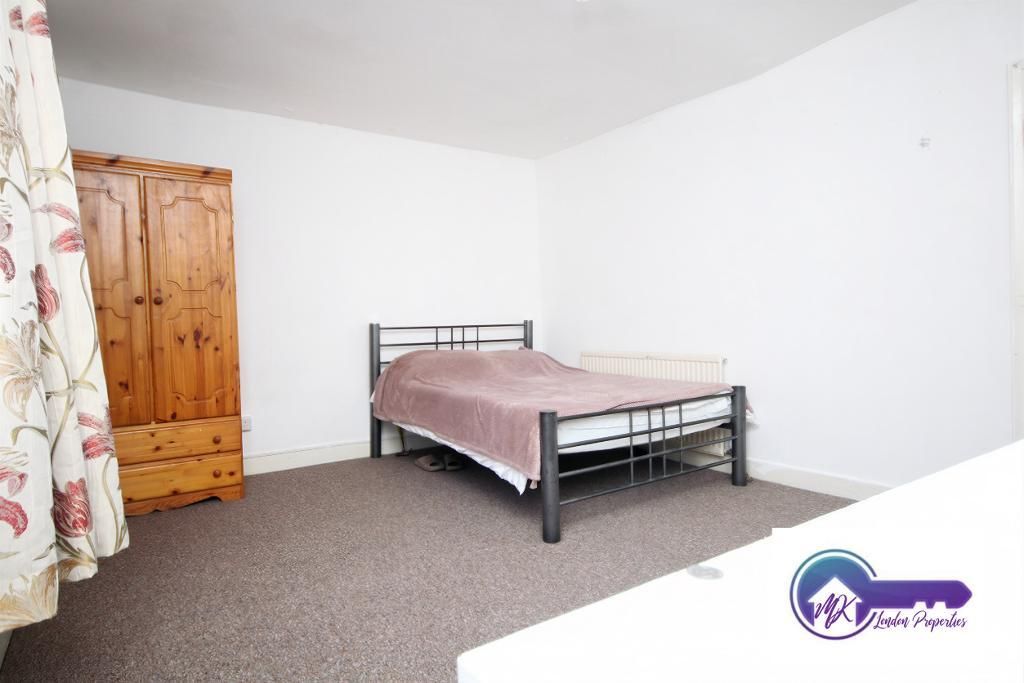 Property photo 2 of 9 Photo 2