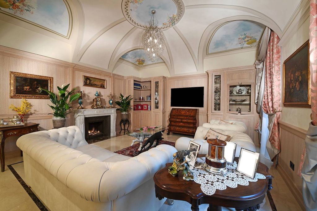 Property photo 1 of 27