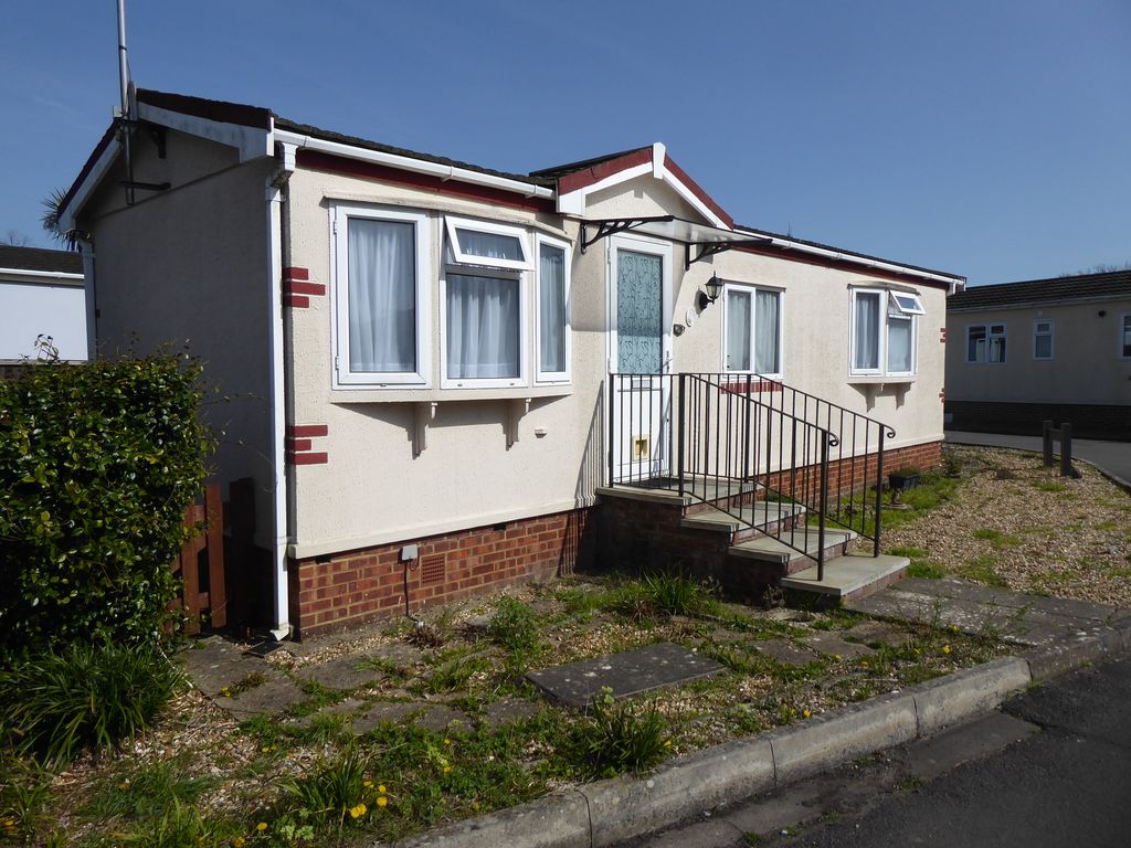 Property photo 1 of 8