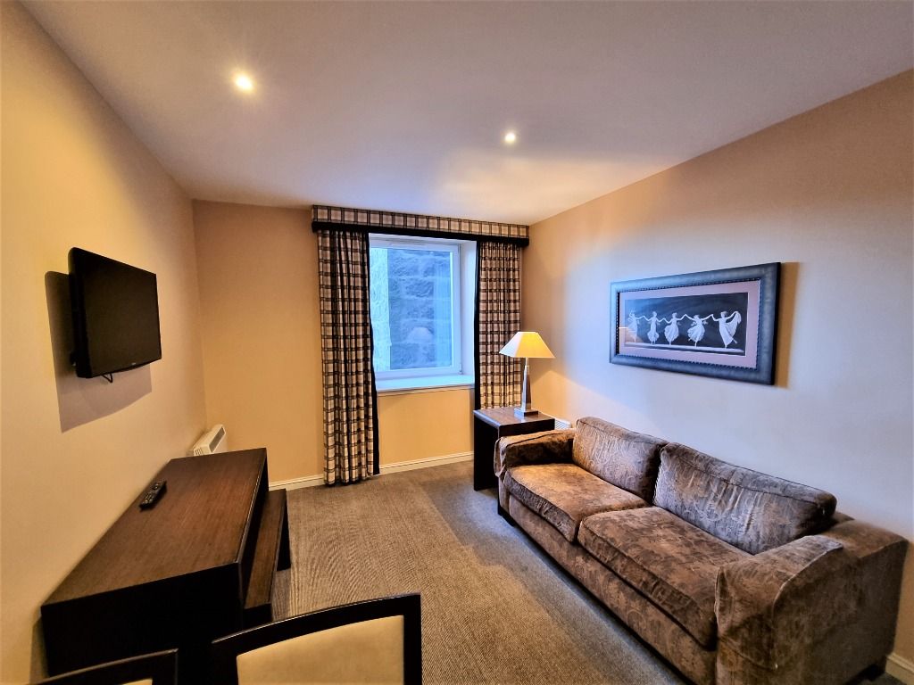 Property photo 1 of 9 Photo 1