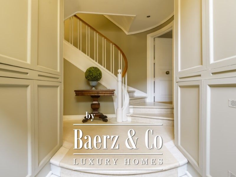 Property photo 2 of 28