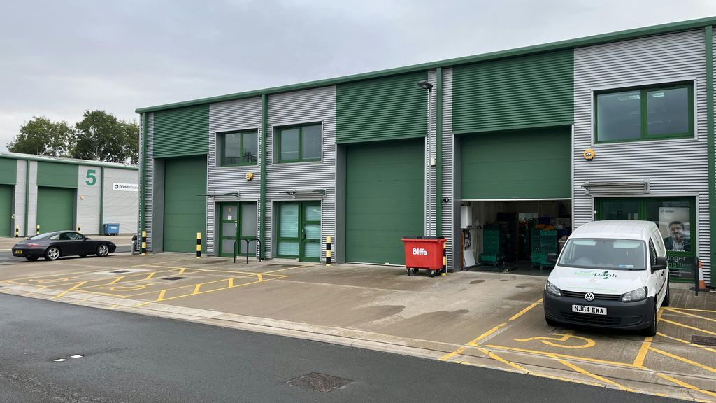 Property photo 3 of 11 Img_E1681.Jpg