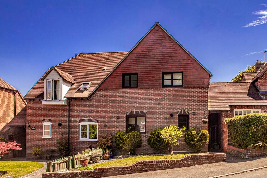Property photo 1 of 13