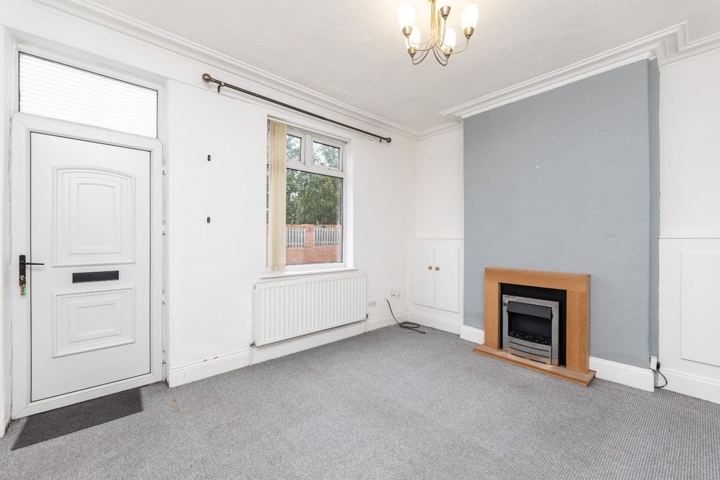 Property photo 3 of 15 5C5A7170.Jpg