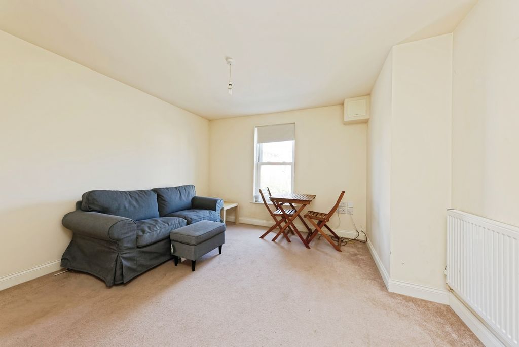 Property photo 2 of 12 Photo