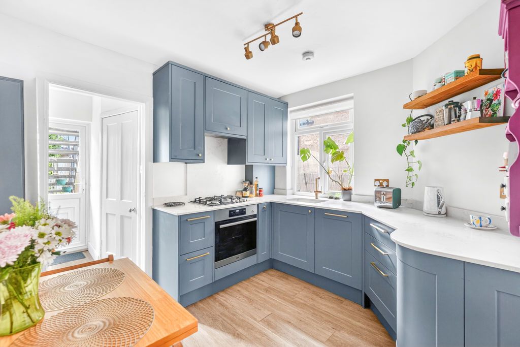 Property photo 2 of 20 Photo 10