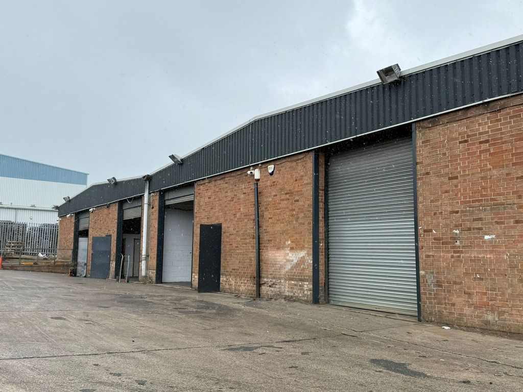 Property photo 1 of 3