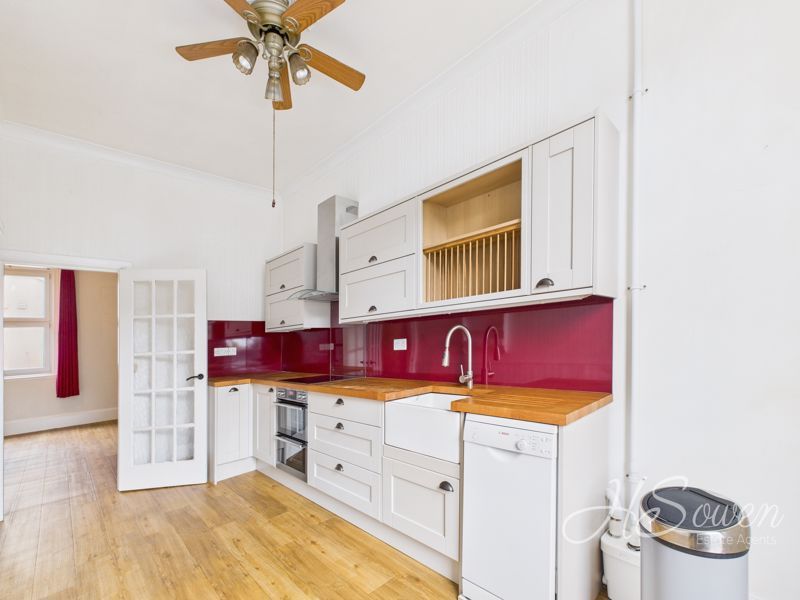 Property photo 2 of 10 Photo 2