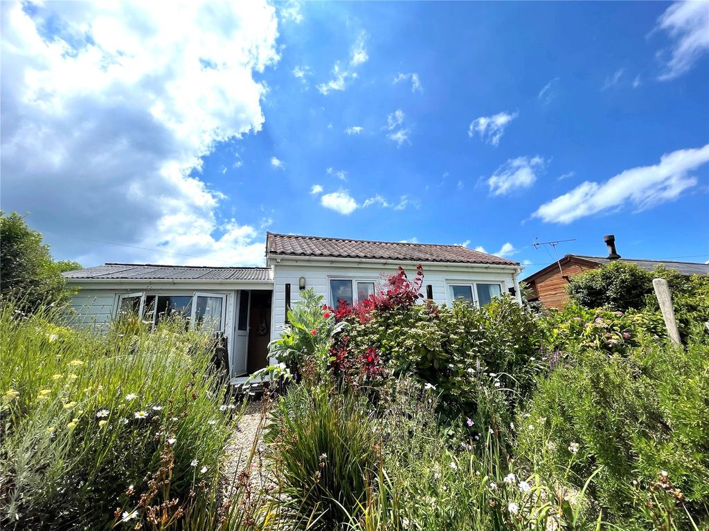 Property photo 2 of 12 Picture No. 02